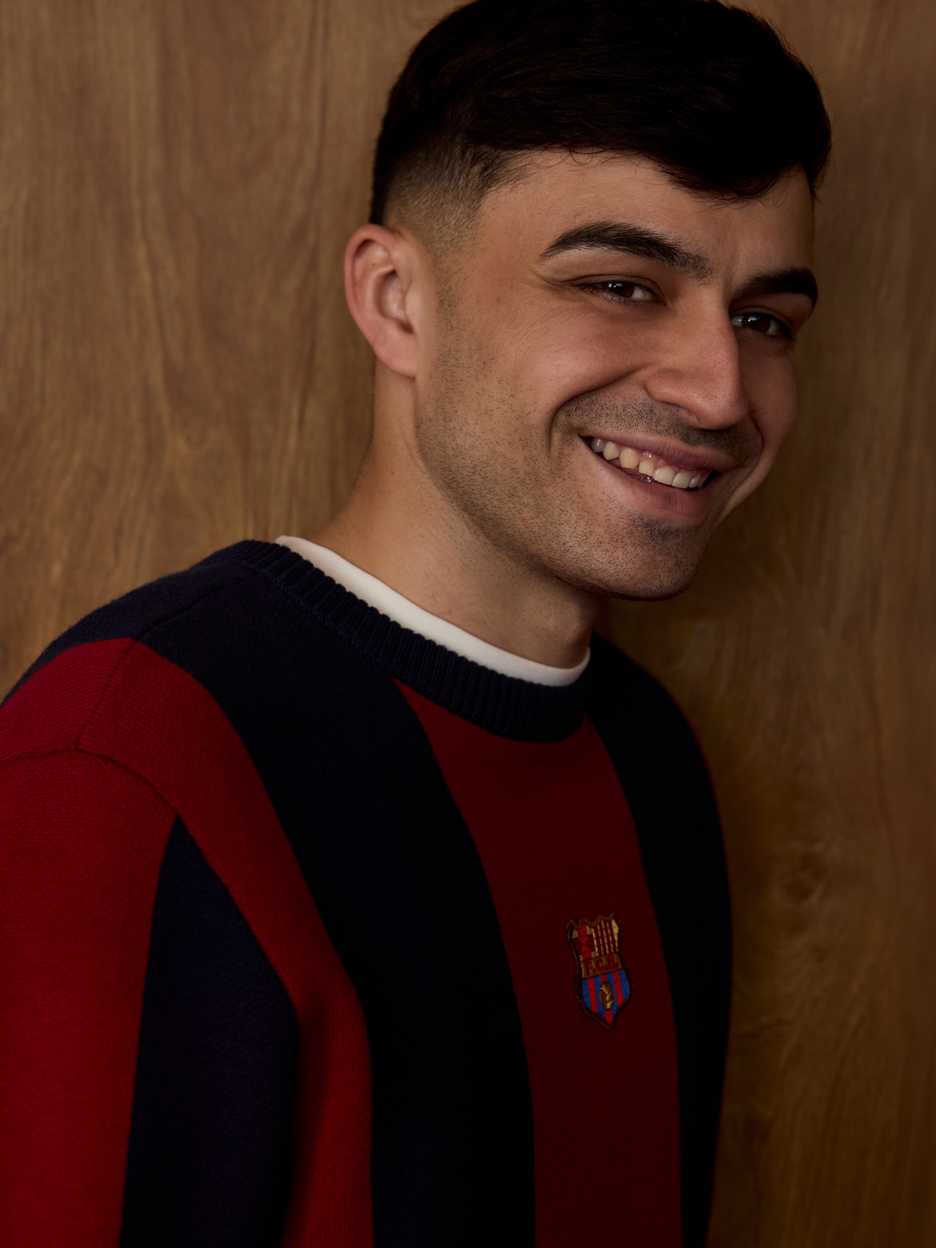 BARCA'S 1992/95 RETRO SHIRT REVIVES DREAM TEAM STRIPES (image 4)
