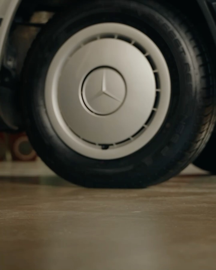 MERCEDES BENZ QUILTS THE SAMBA OG IN S CLASS DIAMONDS (image 4)