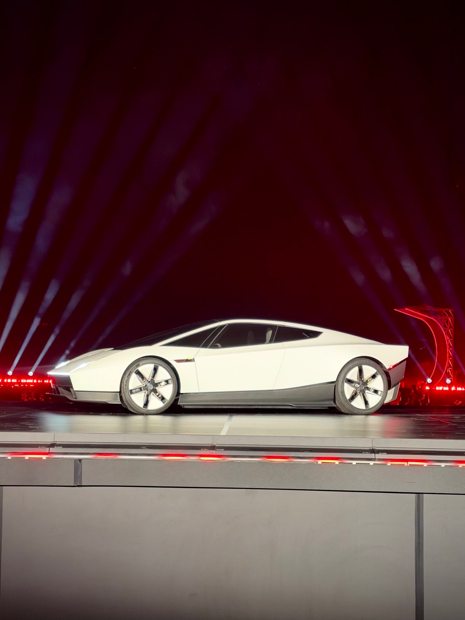 TESLA ROADSTER JUMPS A CYBERCAB ON 10 COLD GAS THRUSTERS (image 6)