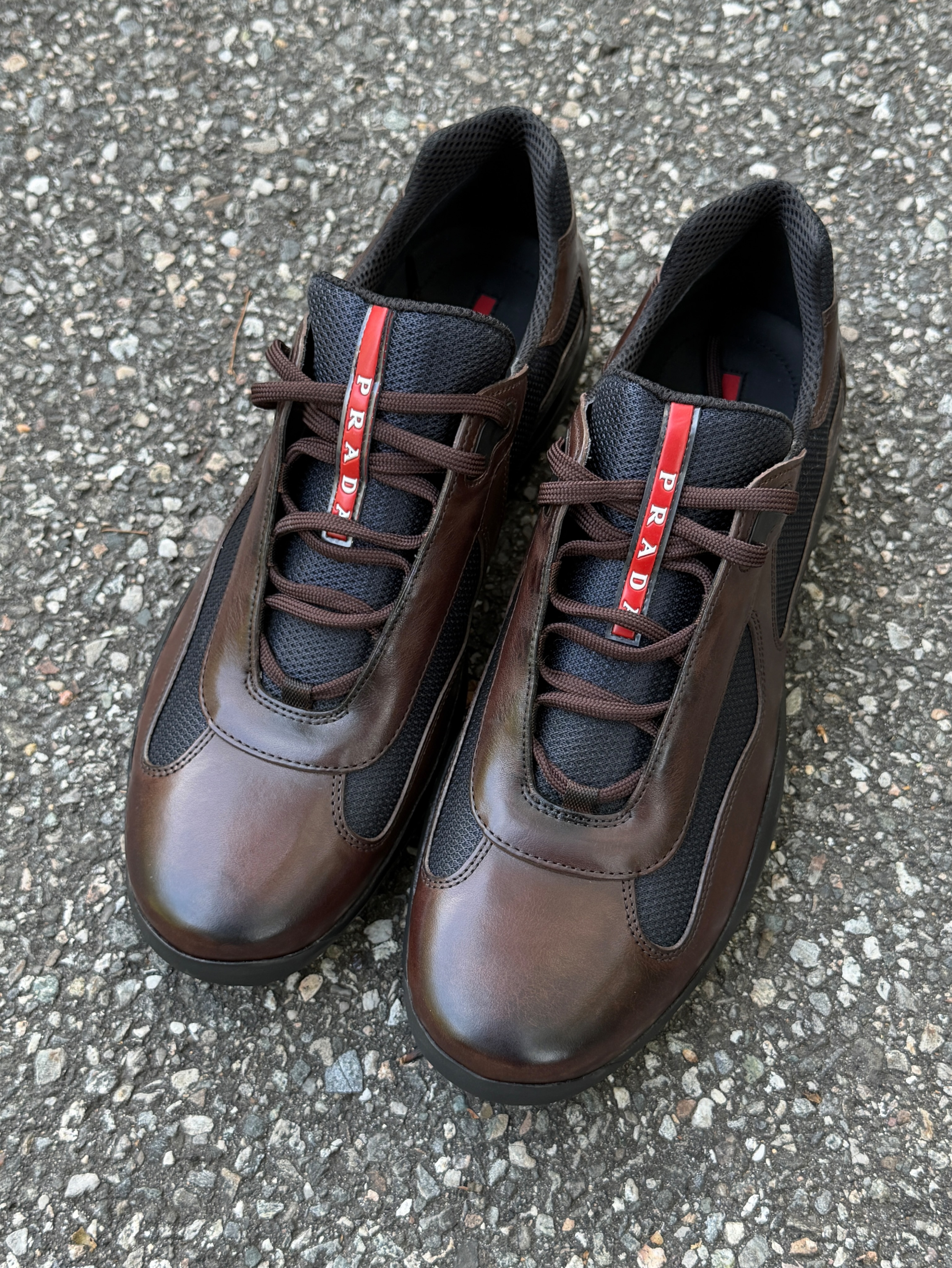 FRANK OCEAN WEARS PRADA'S BRUSHED LEATHER AMERICA'S CUP (image 2)