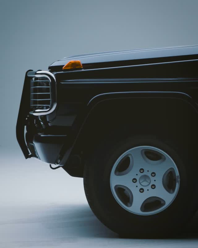 Mercedes 500 GE V8 Was Built 446 Times in 1993 (image 4)