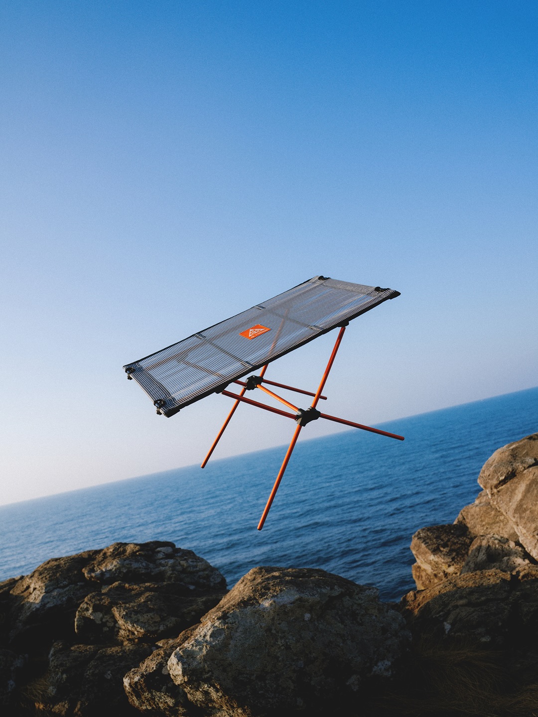 Nike ACG's Helinox Chair, Table and Sack Total 922 Grams (image 4)
