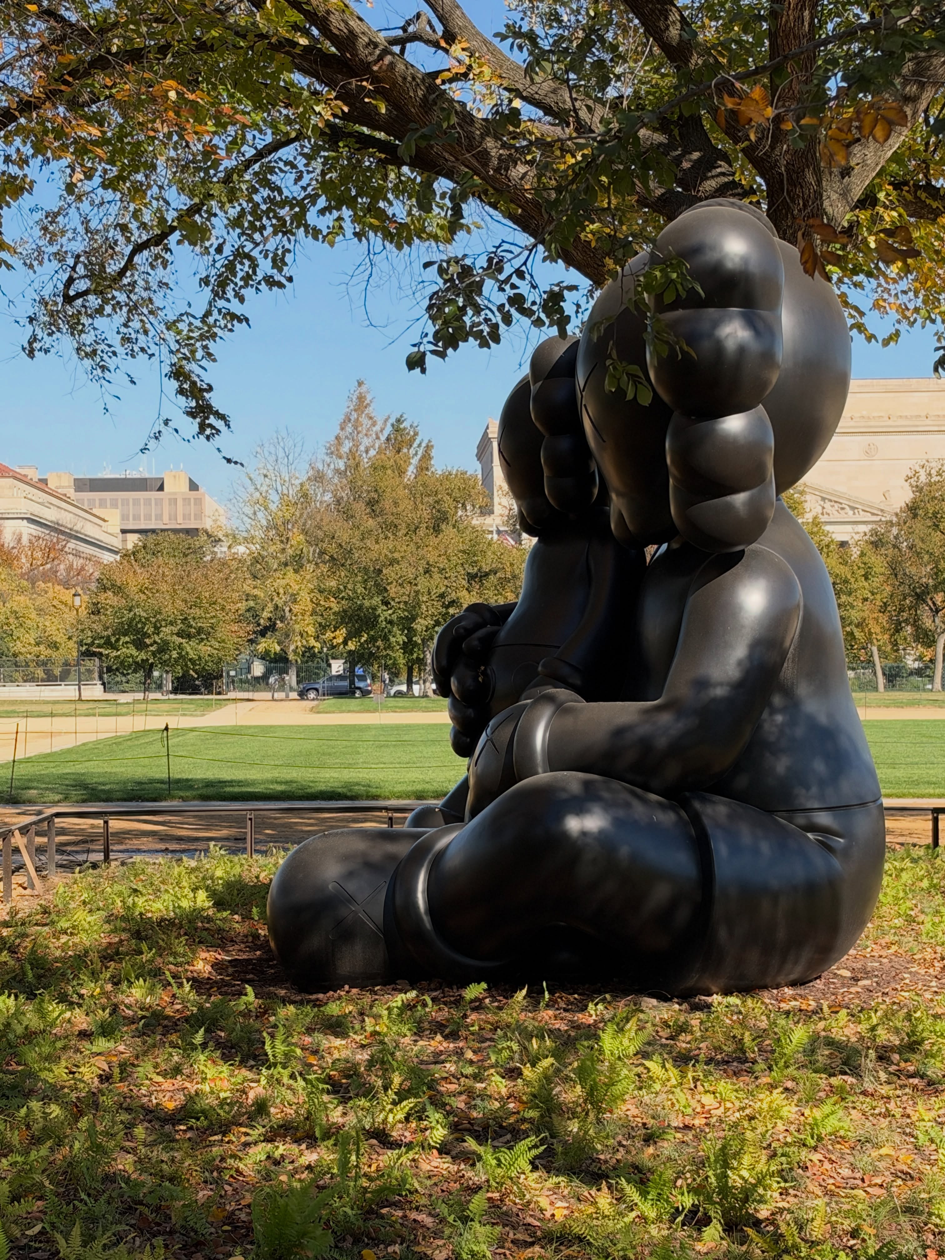 KAWS's 14 Foot SHELTER Opens the Hirshhorn Garden (image 2)