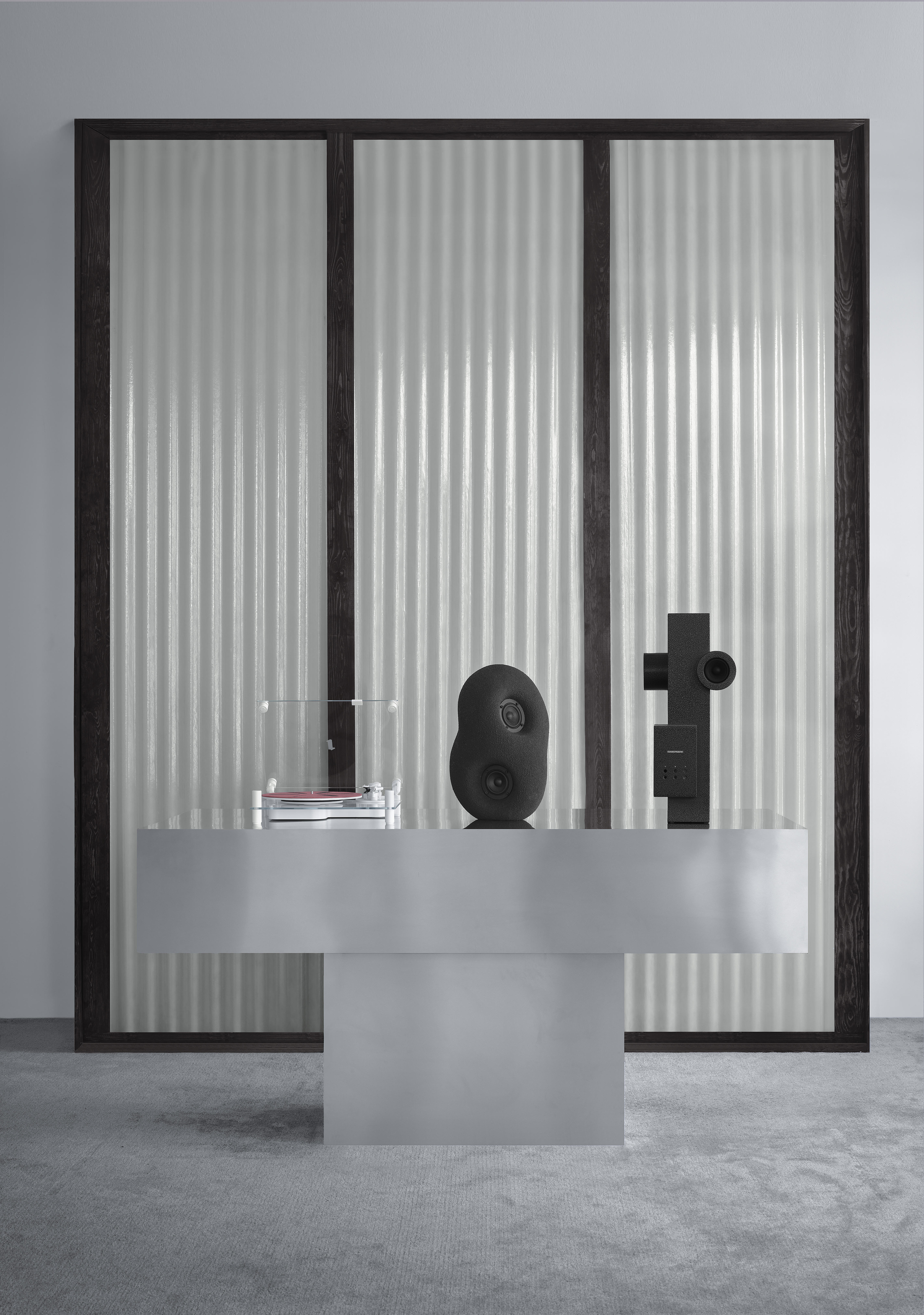 TRANSPARENT BUILDS ITS FIRST STORE AROUND LISTENING (image 2)