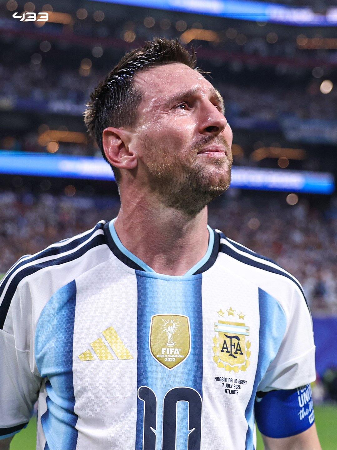 MESSI FAREWELL SHIRT SENDS GOLD AROUND THE EDGES (image 5)