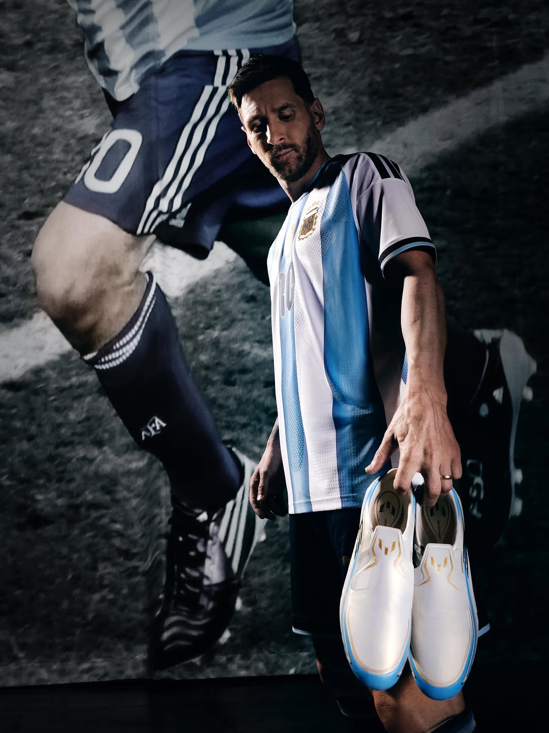 ADIDAS DRESSES MESSI FOR EL ULTIMO TANGO (image 7)