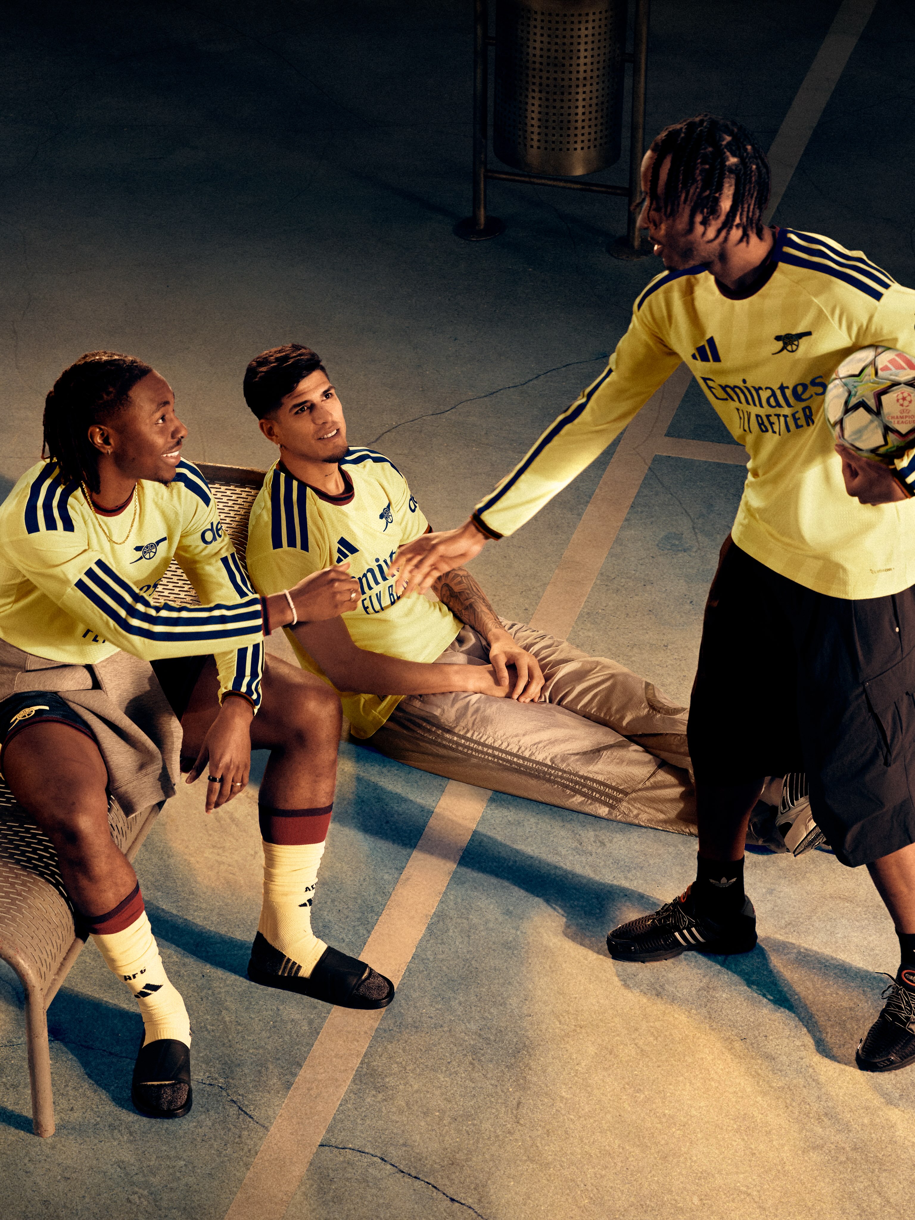 ARSENAL'S ADIDAS THIRD KIT REVIVES YELLOW AT £85 (image 3)