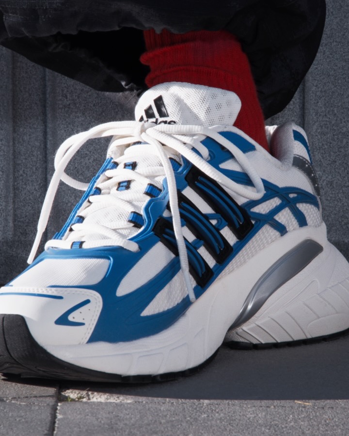 ADIDAS ADISTAR XLG GOES BIG ON SCULPTED MESH (image 2)