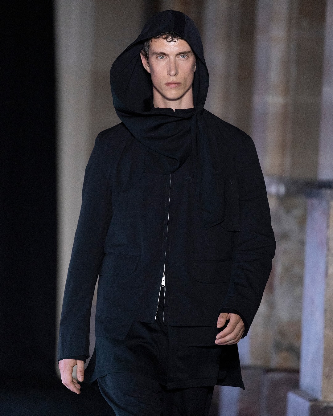 A look from Y3's Spring Summer 2027 Poetics of Form show inside the Palais Brongniart in Paris