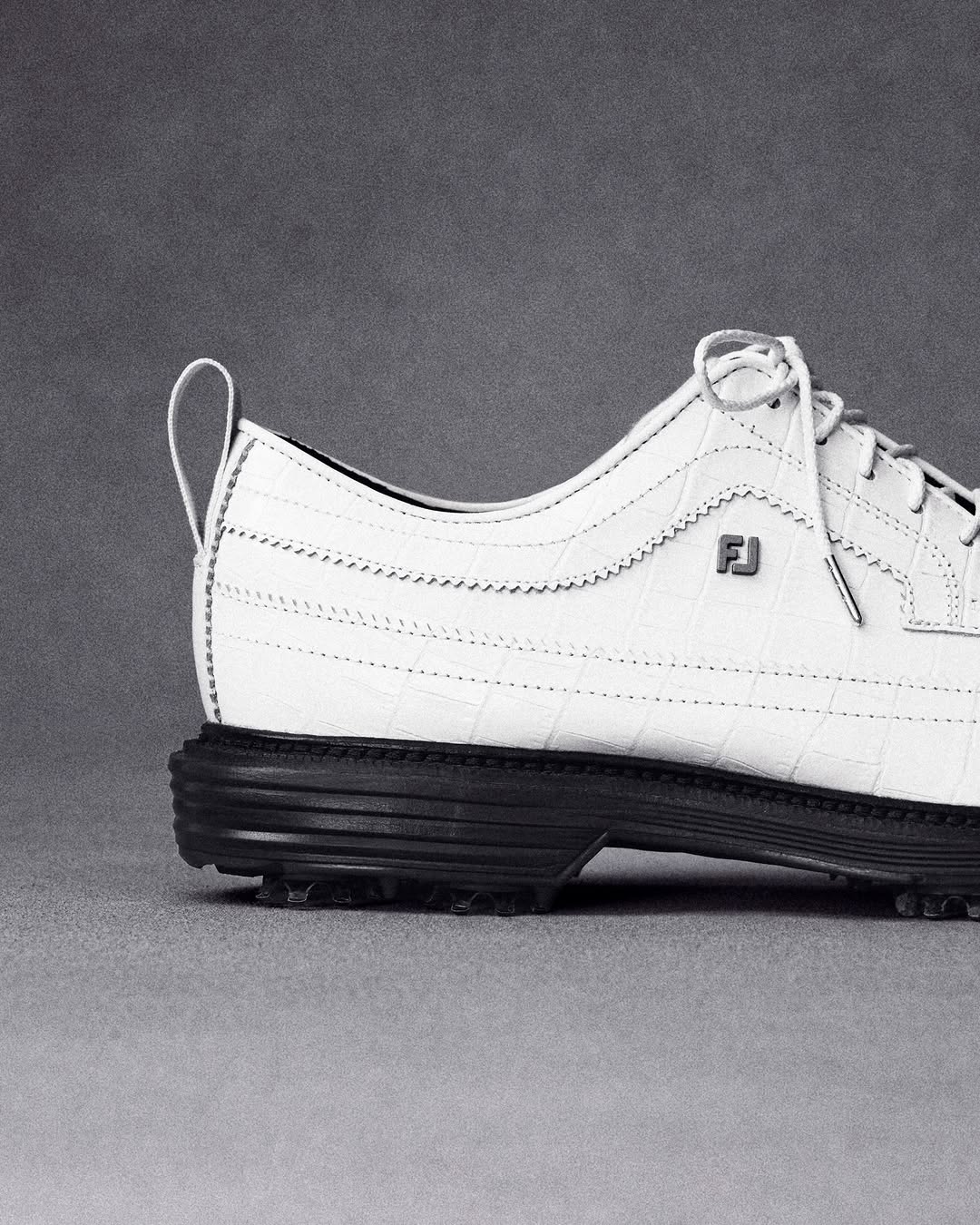 AIME LEON DORE GOLF SS26: THE LOGO WITH A FLAGSTICK IS A SYSTEM (image 2)