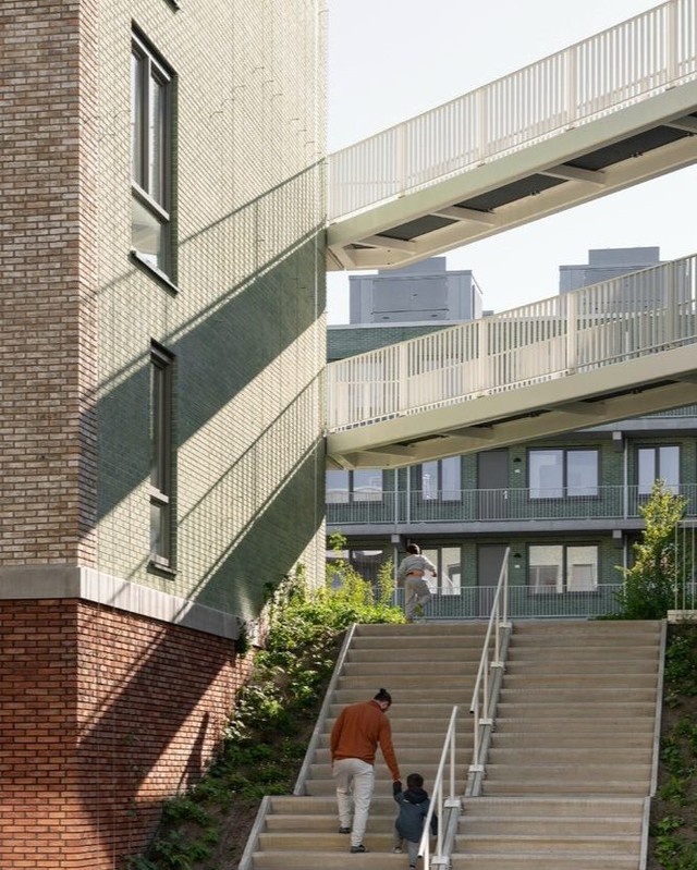 JVST'S STEENZICHT PUTS 118 HOMES BEHIND A RAISED GARDEN (image 6)