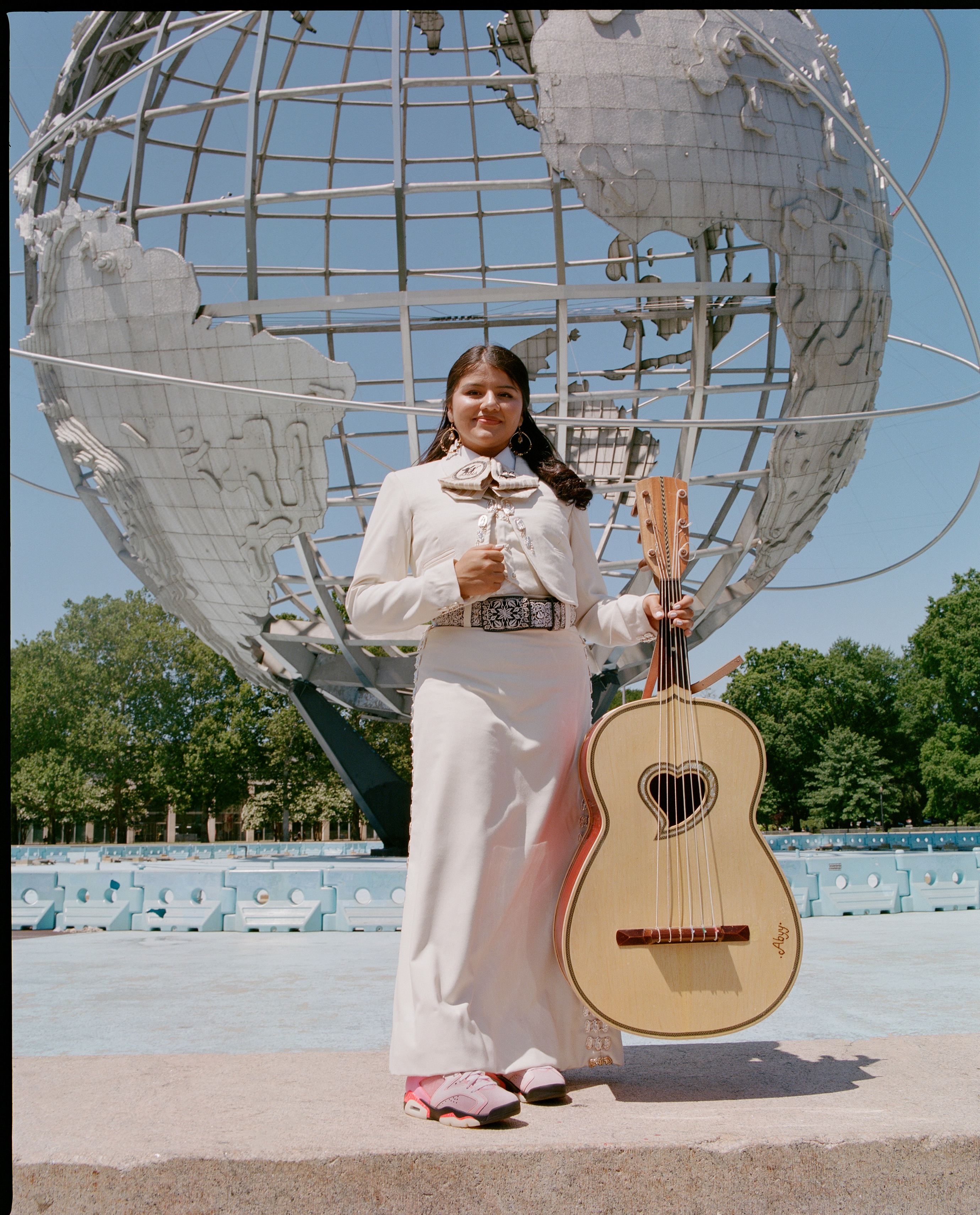 AWAKE NY PUT SAFFIANO LEATHER ON A JORDAN 6 (image 5)