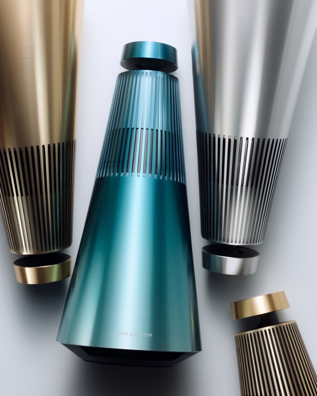 BANG OLUFSEN'S BEOSOUND 2 STILL CARRIES DAVID LEWIS' NAME (image 2)