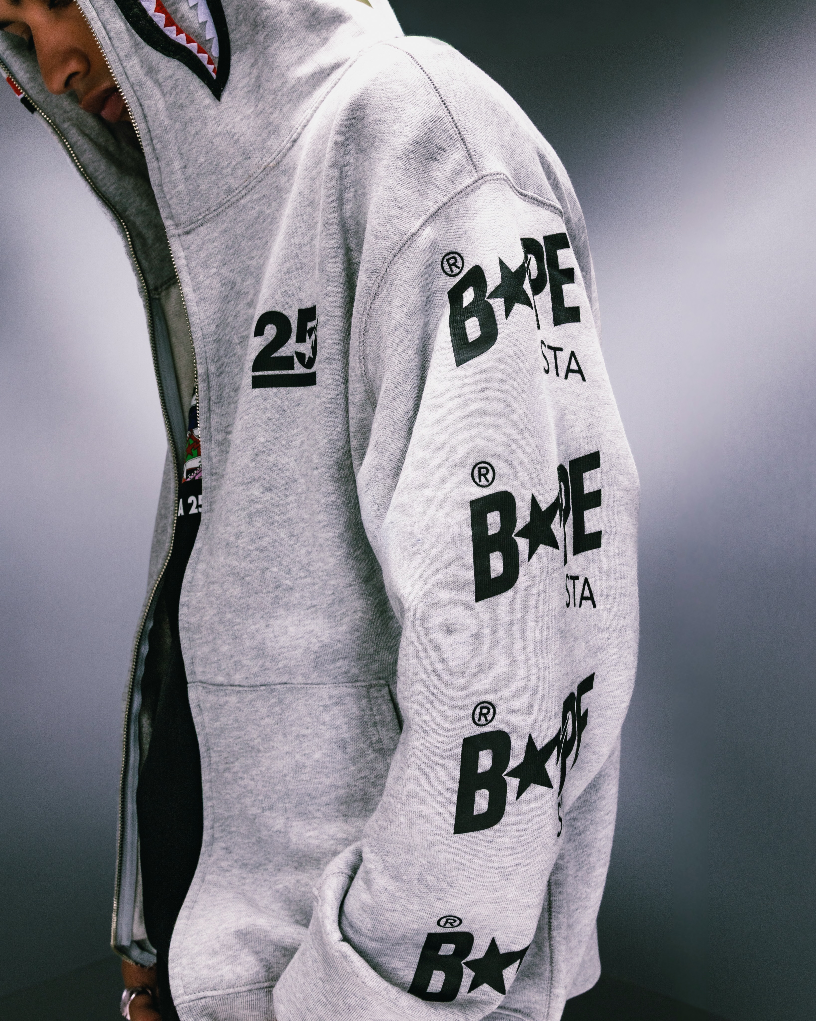 BAPE STA Turns 25 With a ComplexCon LA Exclusive (image 9)