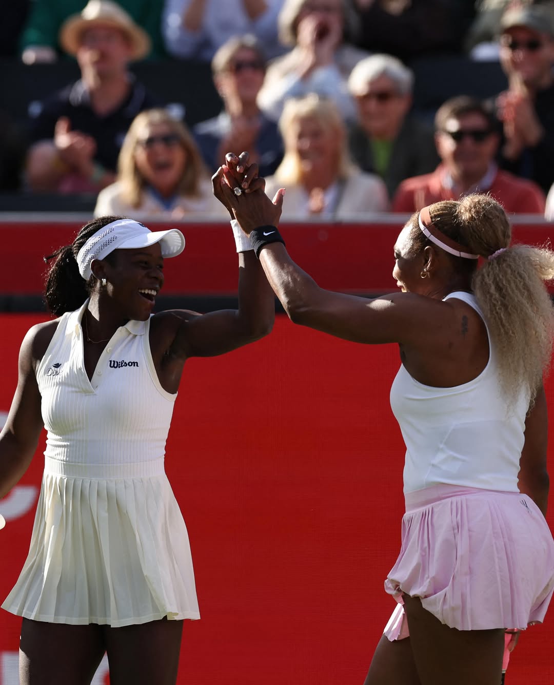 SERENA WILLIAMS WINS FIRST PRO MATCH IN FOUR YEARS (image 7)