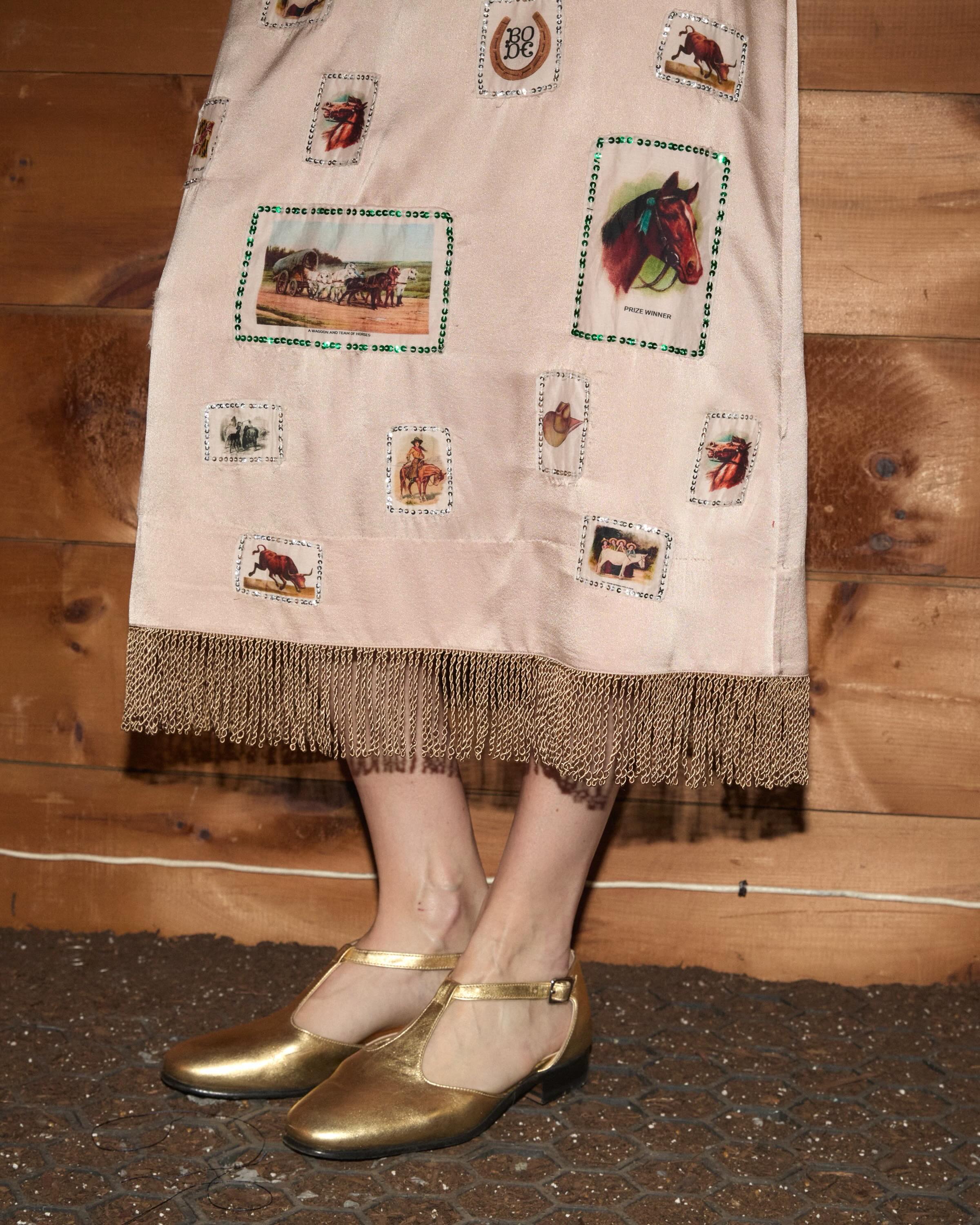 BODE FRAMES TOBACCO SILK HORSES WITH SEQUINS (image 6)