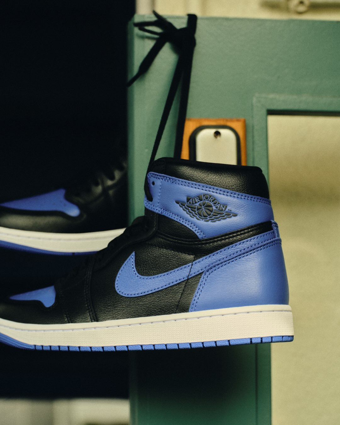 Bodega Stocks the Air Jordan 1 High OG Royal (image 2)