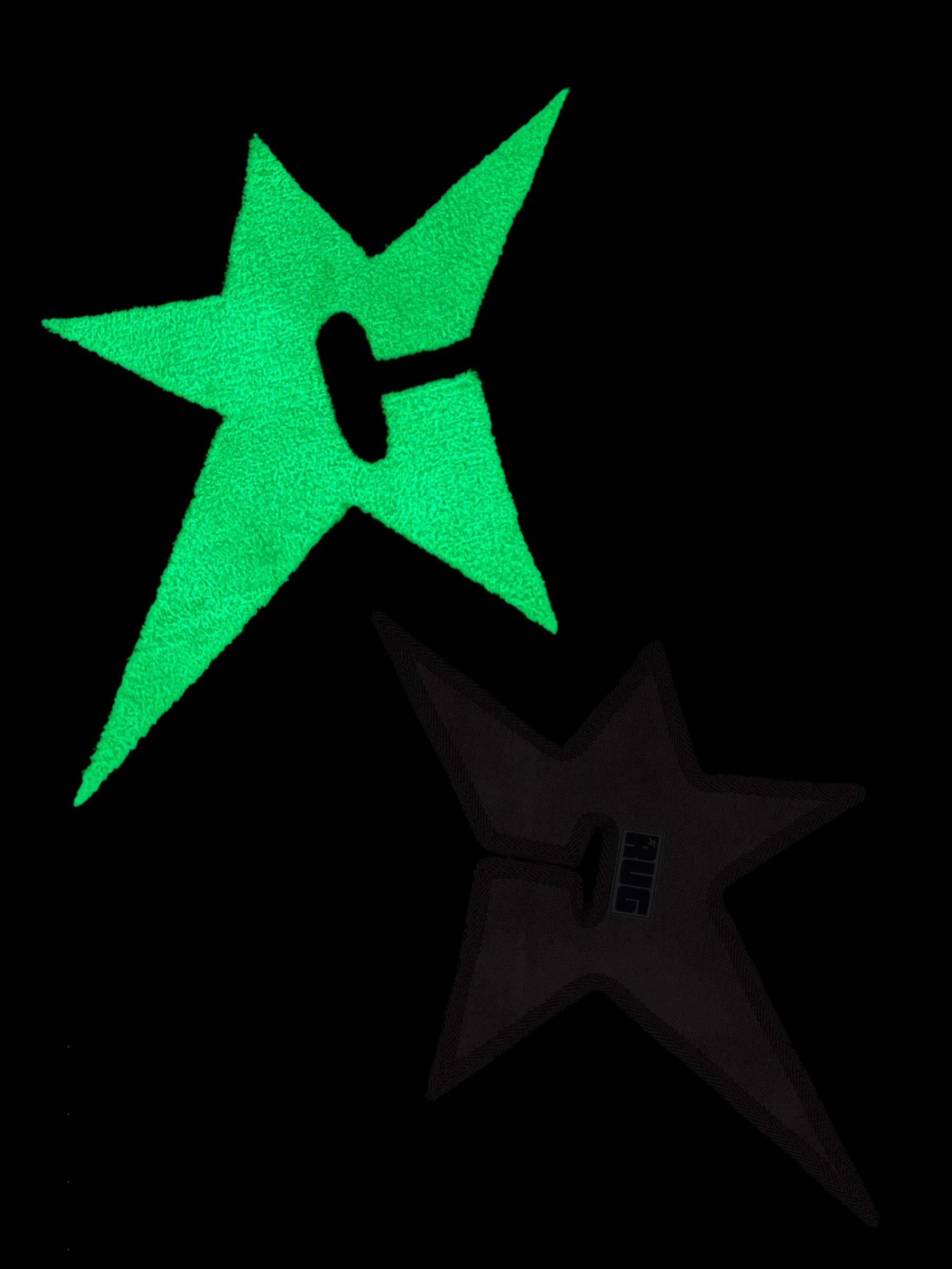 CARPET COMPANY MAKES ITS SEASON 22 BOXER BRIEFS GLOW (image 2)