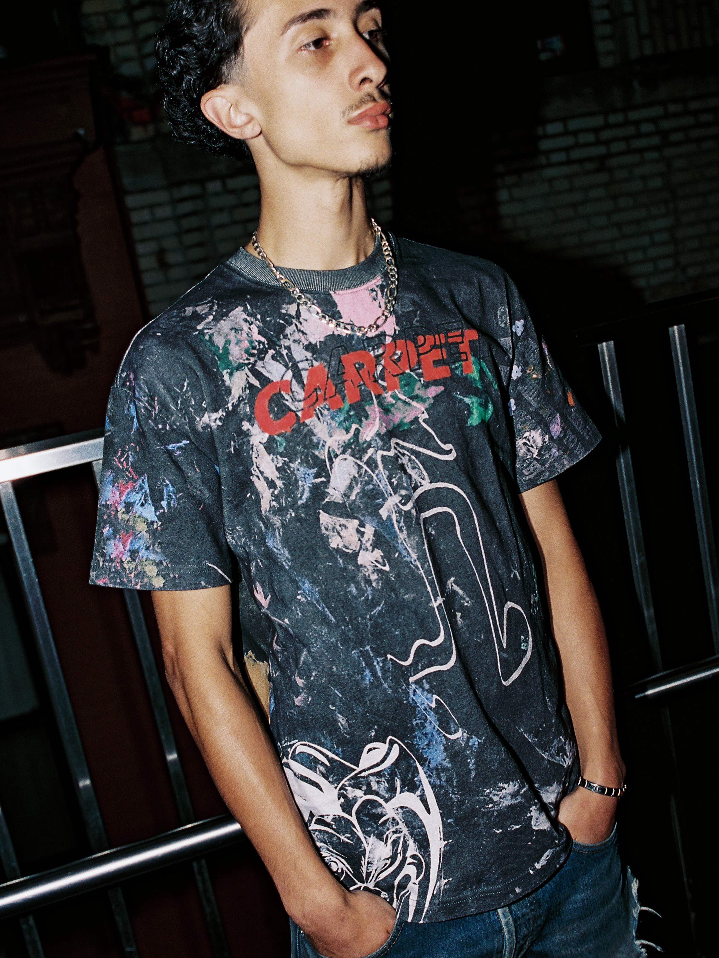 CARPET COMPANY SCANS ITS OWN TEST PRINT RAGS INTO A TEE (image 2)