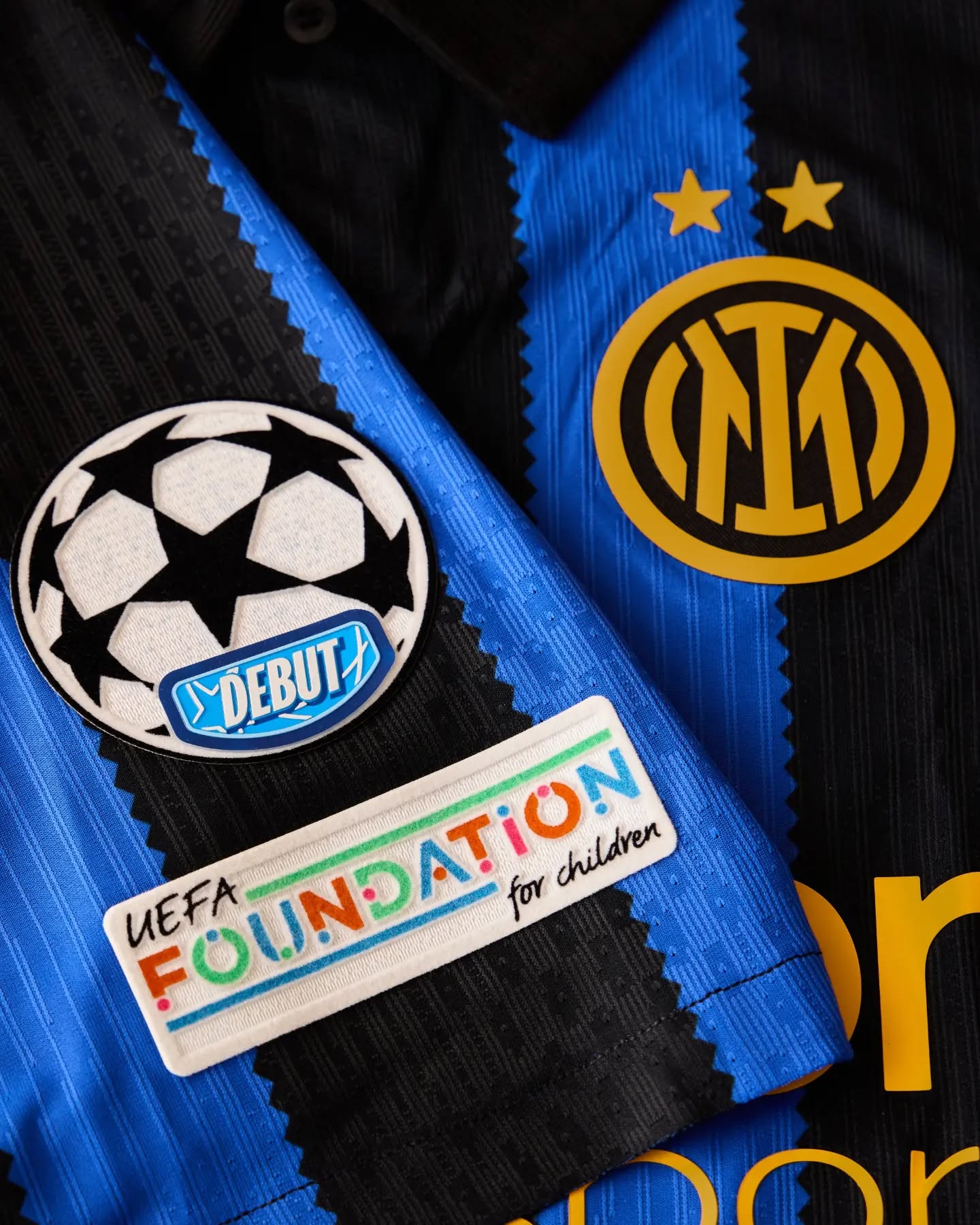 UEFA GIVES CHAMPIONS LEAGUE DEBUTANTS A ONE OF ONE CARD (image 5)