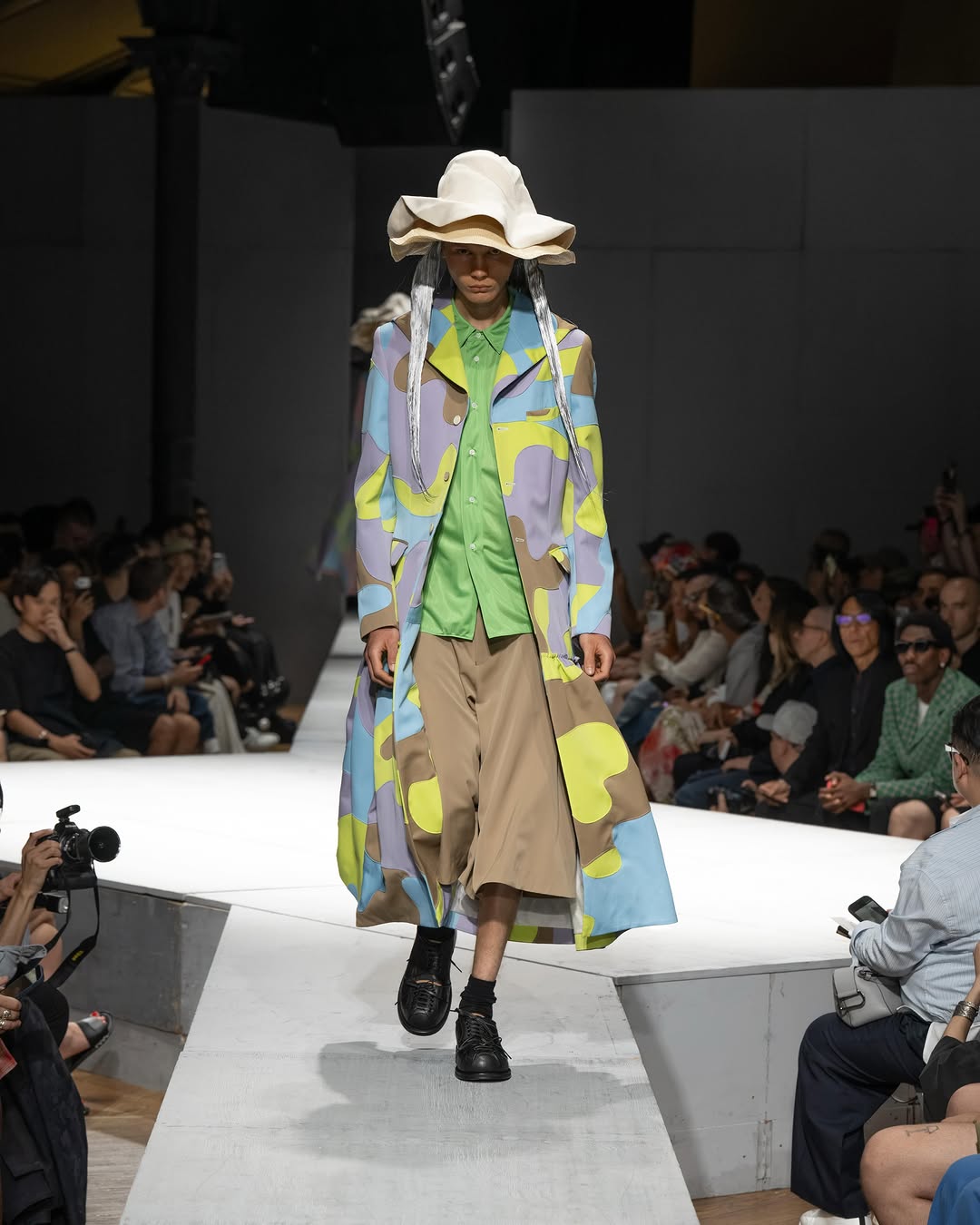 COMME DES GARÇONS HOMME PLUS SS27 AT ÉLYSÉE MONTMARTRE (image 2)