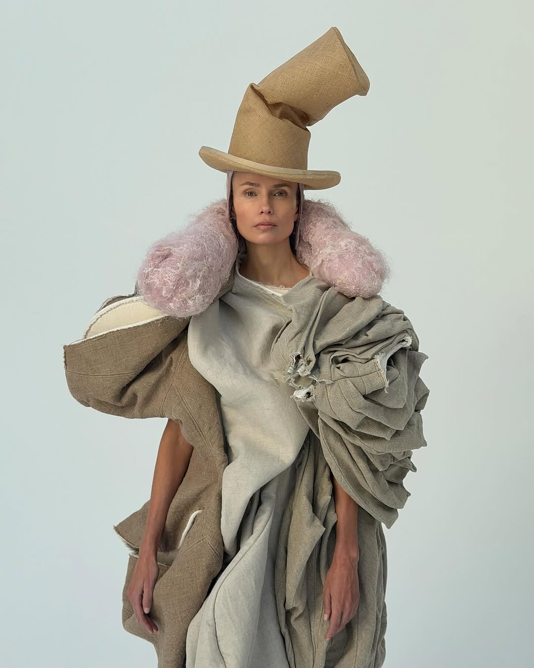 Why Comme des Garçons SS26 in CR Fashion Book Is Not a Campaign