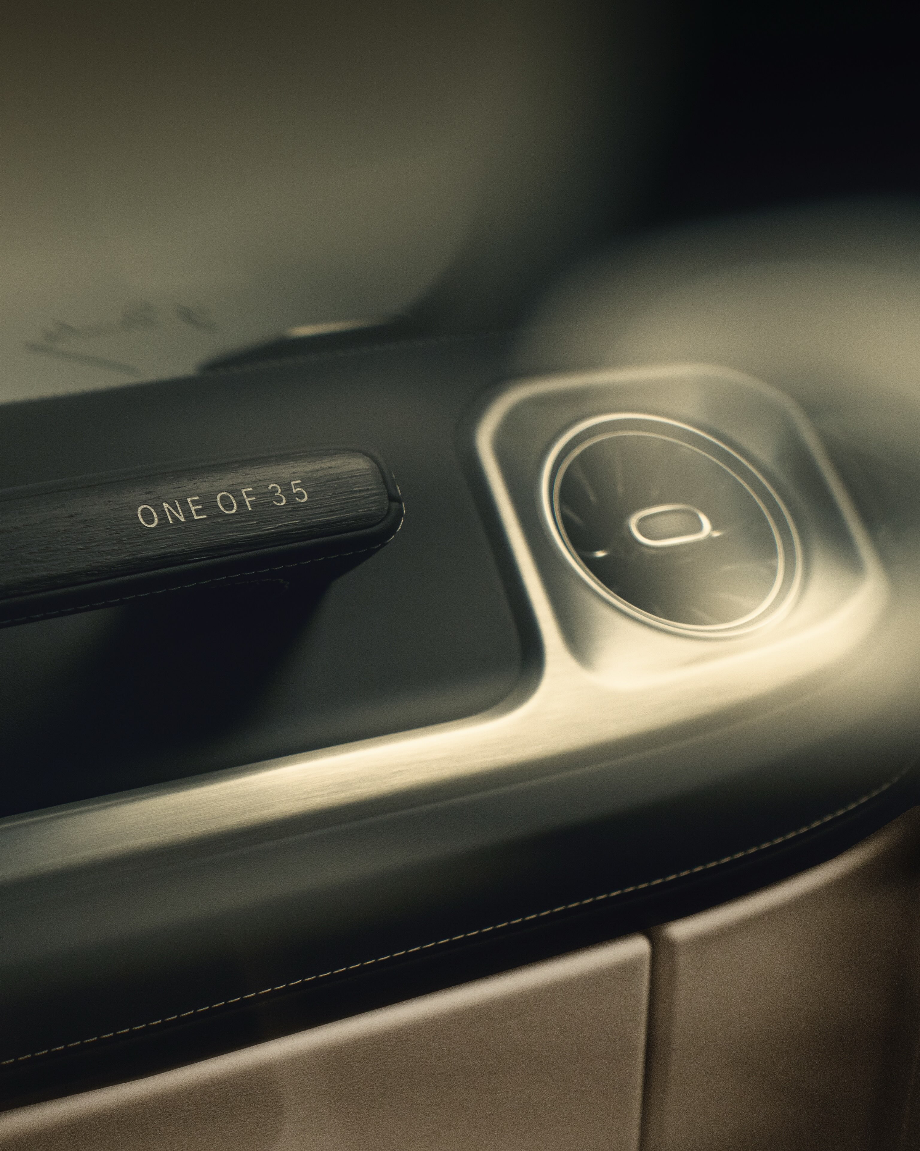 MERCEDES BUILDS 35 MIRAGE G WAGONS FOR THE GULF (image 7)