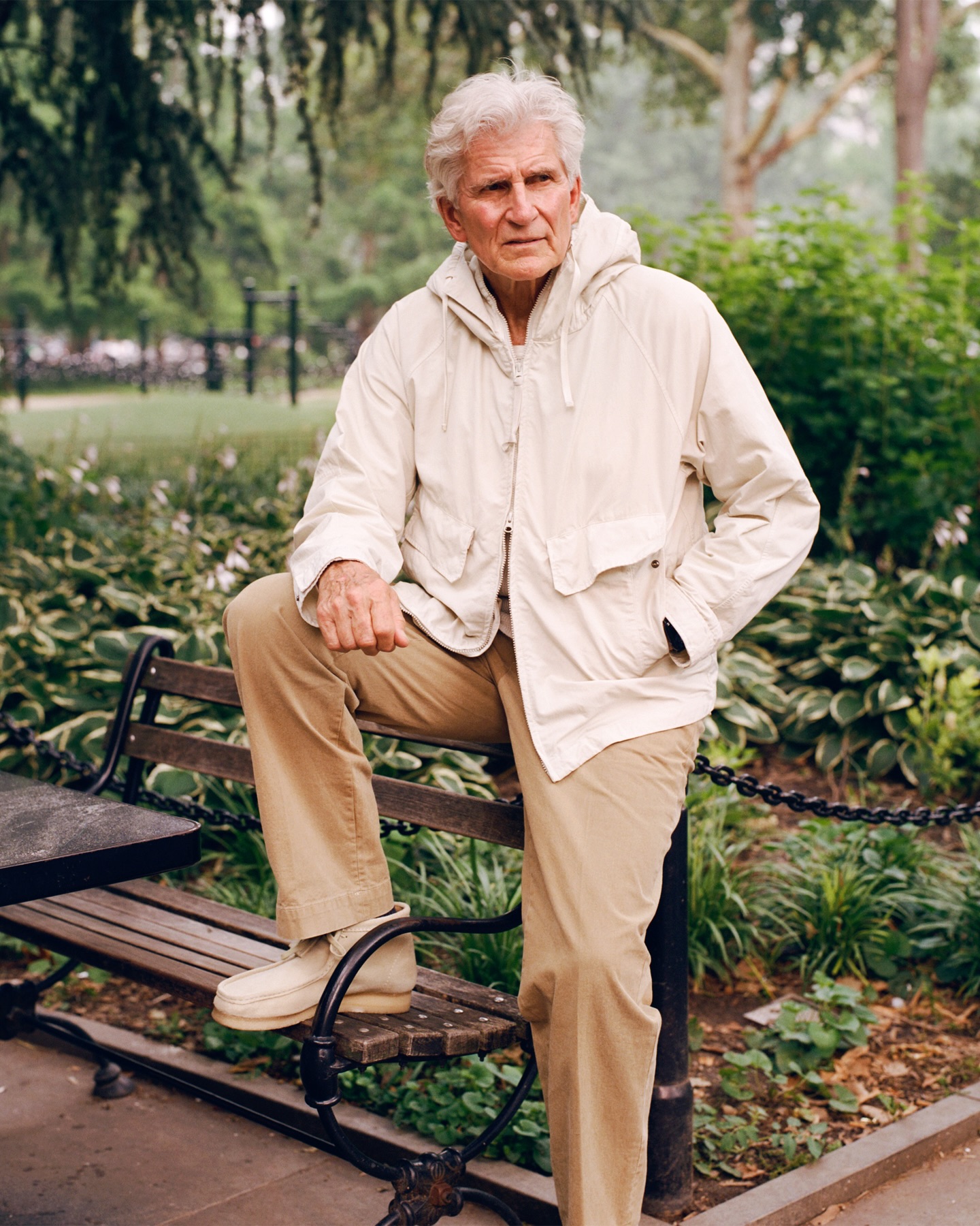 C.P. COMPANY DRESSES FOUR WASHINGTON SQUARE CHESS PLAYERS (image 3)