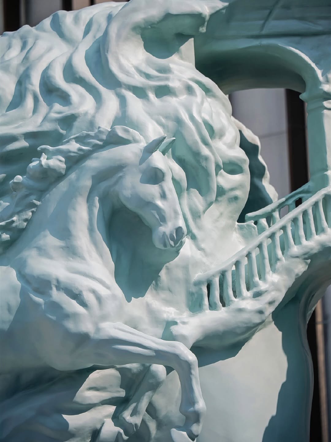Daniel Arsham Turned Two Hollow Heads Into a Walkable Architecture (image 6)