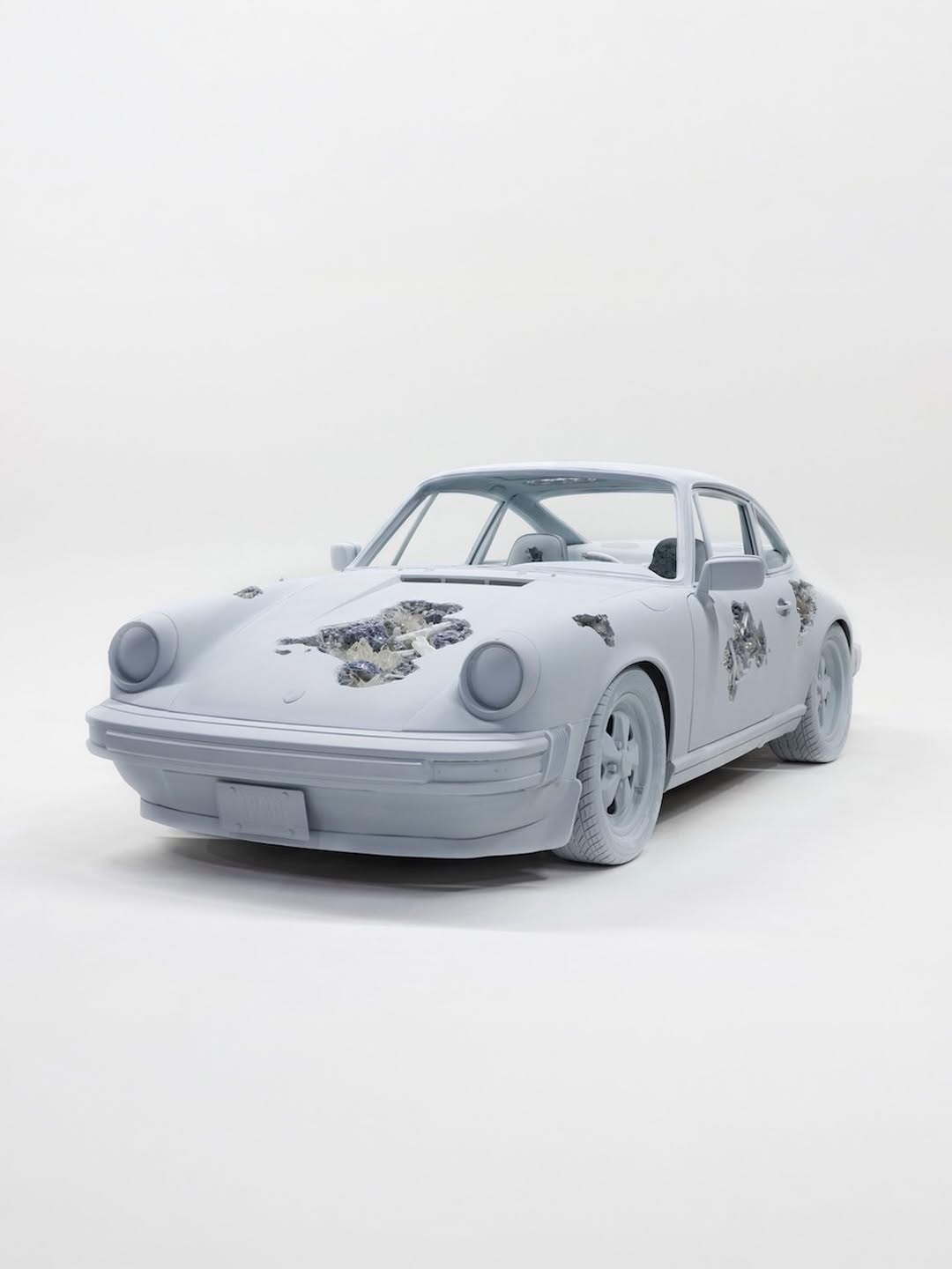 DANIEL ARSHAM BUILT A PORSCHE 911 FROM BLUE CALCITE AND HYDROSTONE AND CALLED IT ARCHAEOLOGY (image 6)
