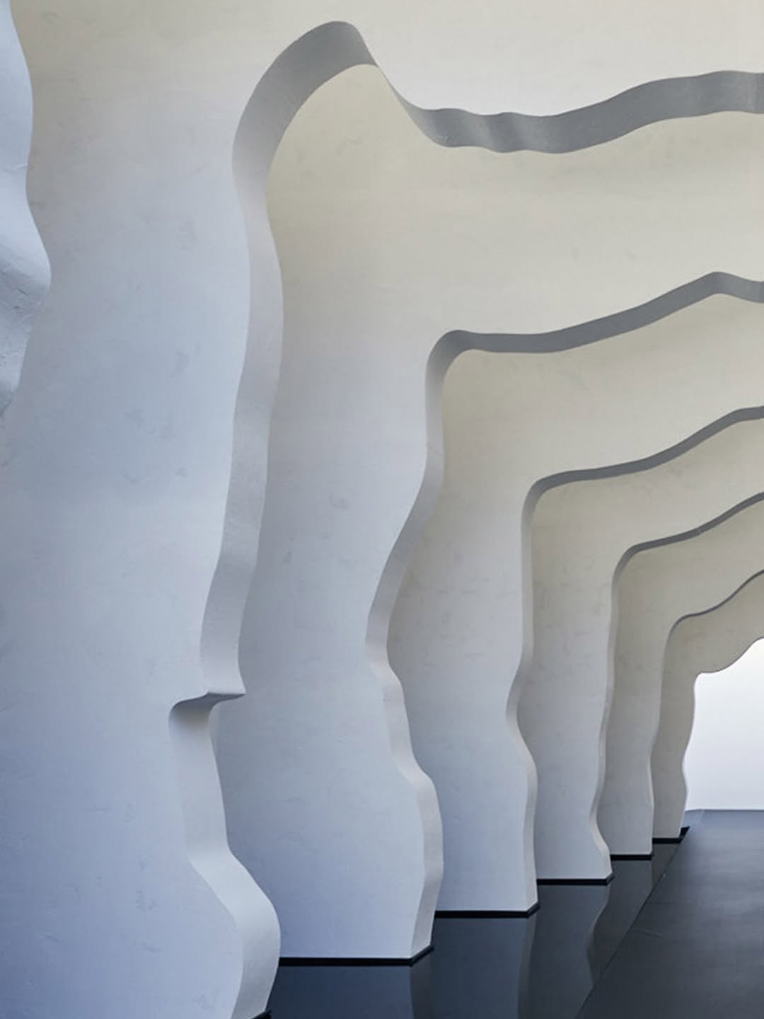 ARSHAM AND KOHLER WALKED THROUGH PALAZZO DEL SENATO (image 5)