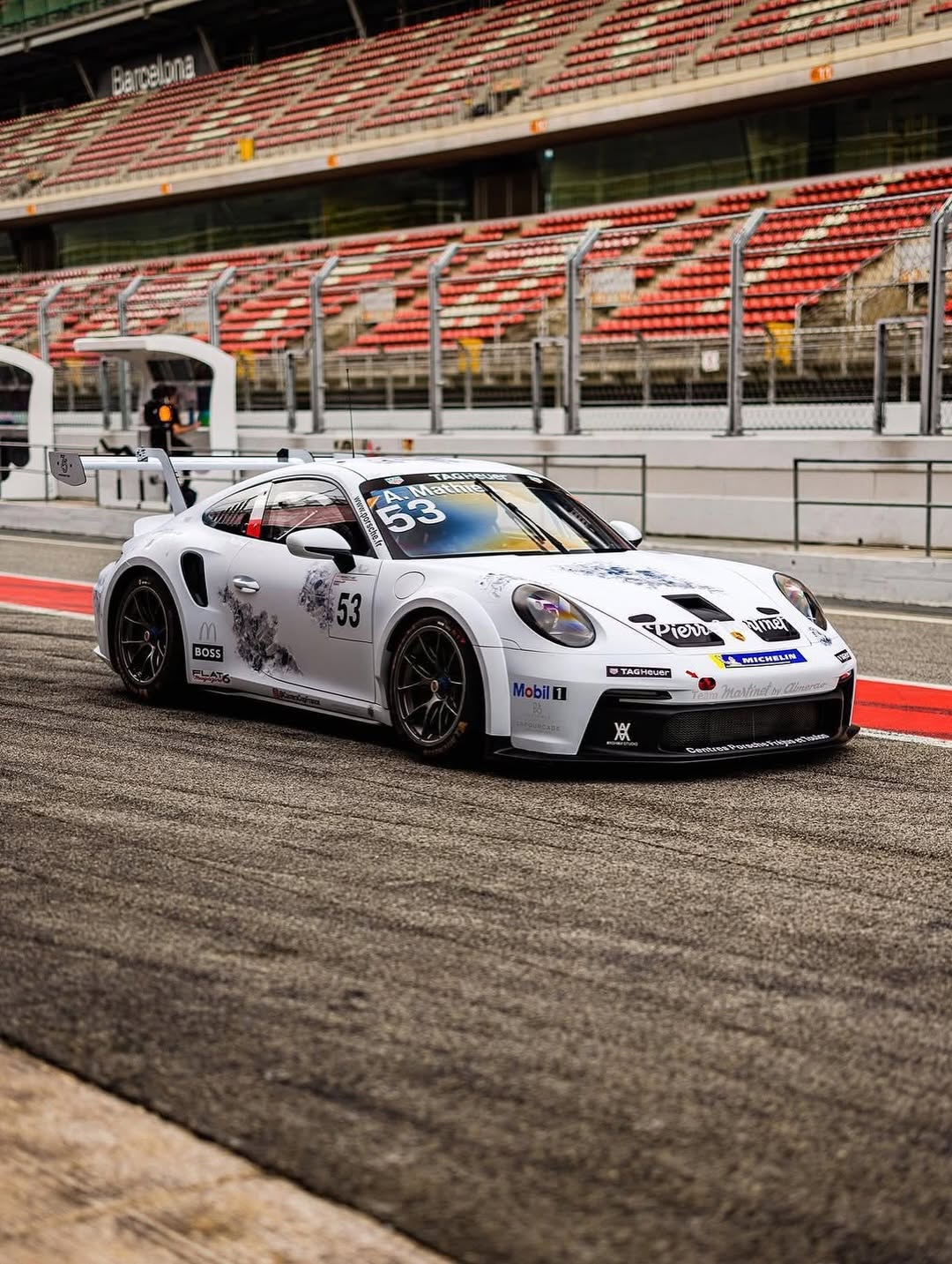 ARSHAM PUT AN ERODED PORSCHE ON A REAL RACE GRID (image 6)