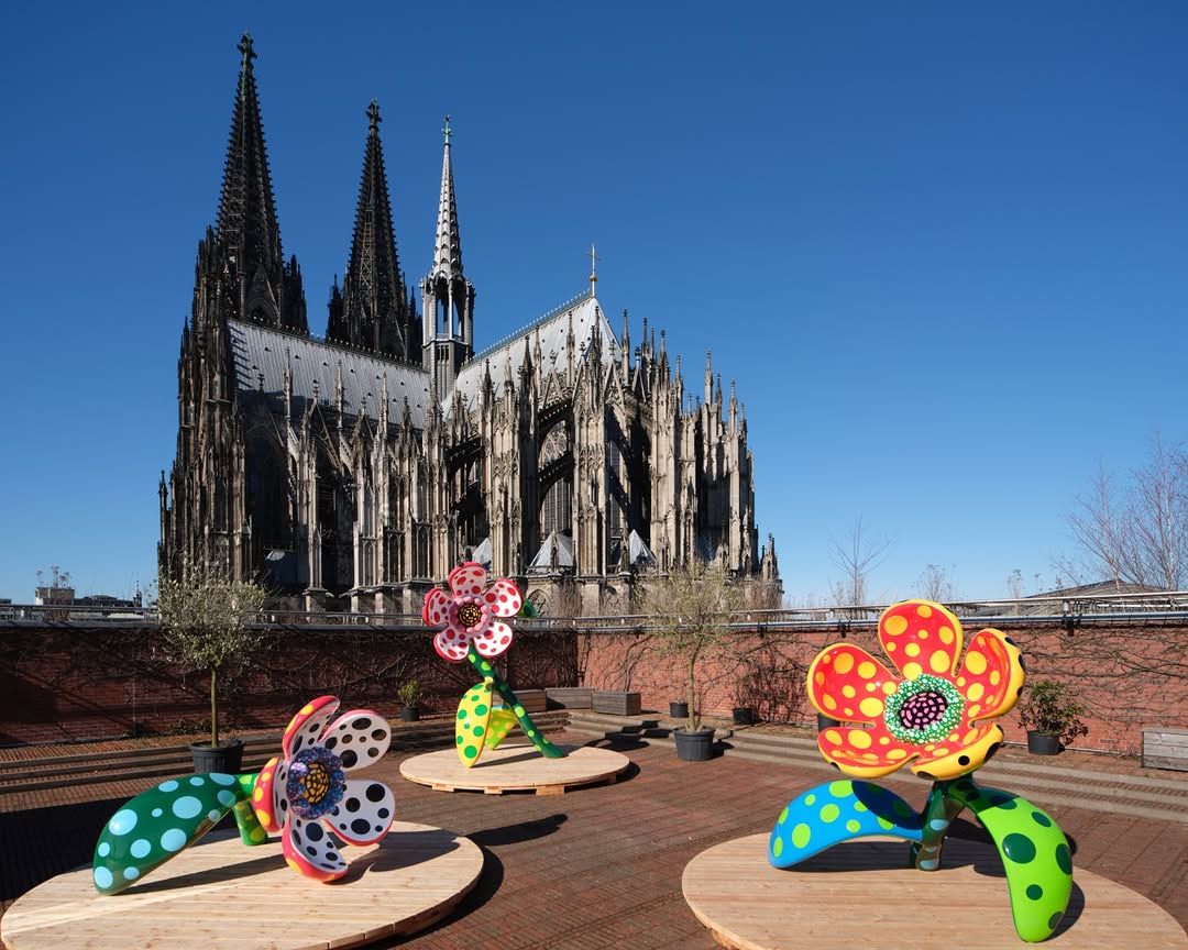 YAYOI KUSAMA 300 WORKS AT MUSEUM LUDWIG COLOGNE