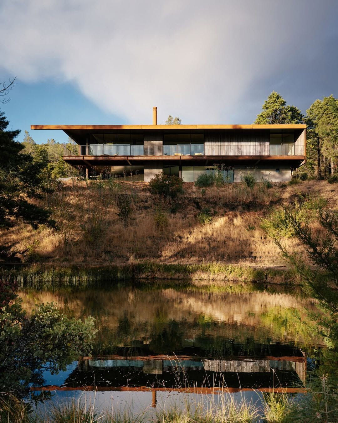 Faulkner Architects Rebuilt a Burned House in Healdsburg With Corten Steel (image 5)