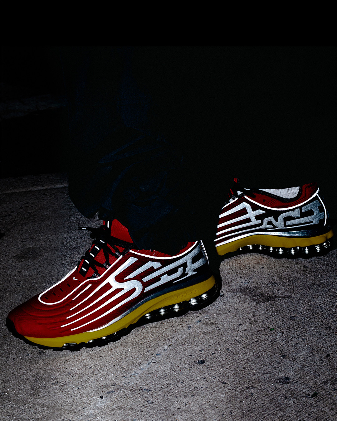 Supreme x Nike Air Max 2001 Air Ecstasy sneaker collaboration product imagery