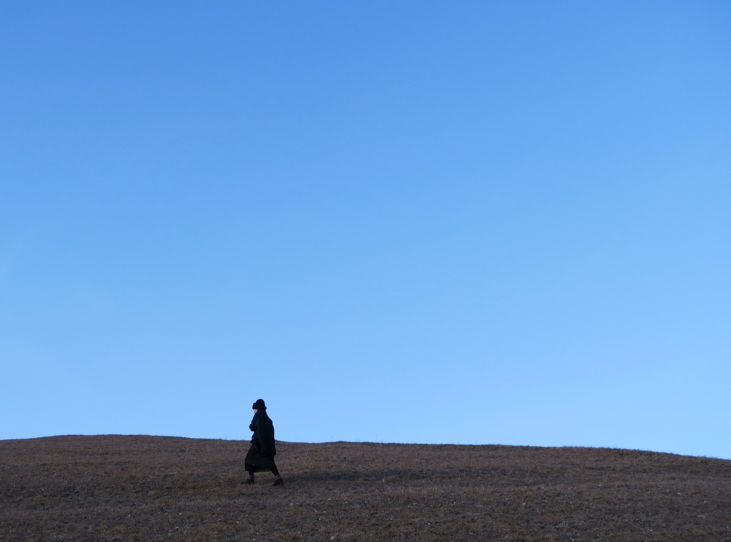DANIELA GREGIS FW26 FINDS ITS OUTLINE IN THE SNOW (image 5)