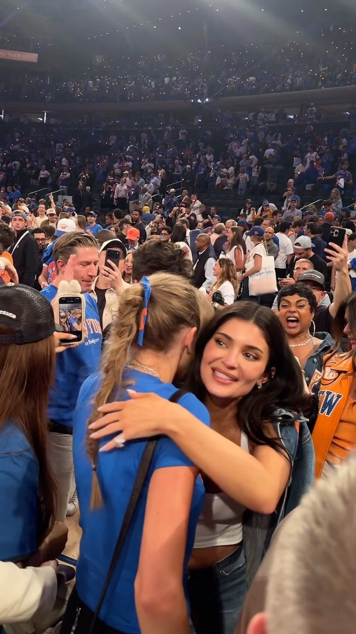 KNICKS 29-POINT COMEBACK PULLED THE CITY TOGETHER