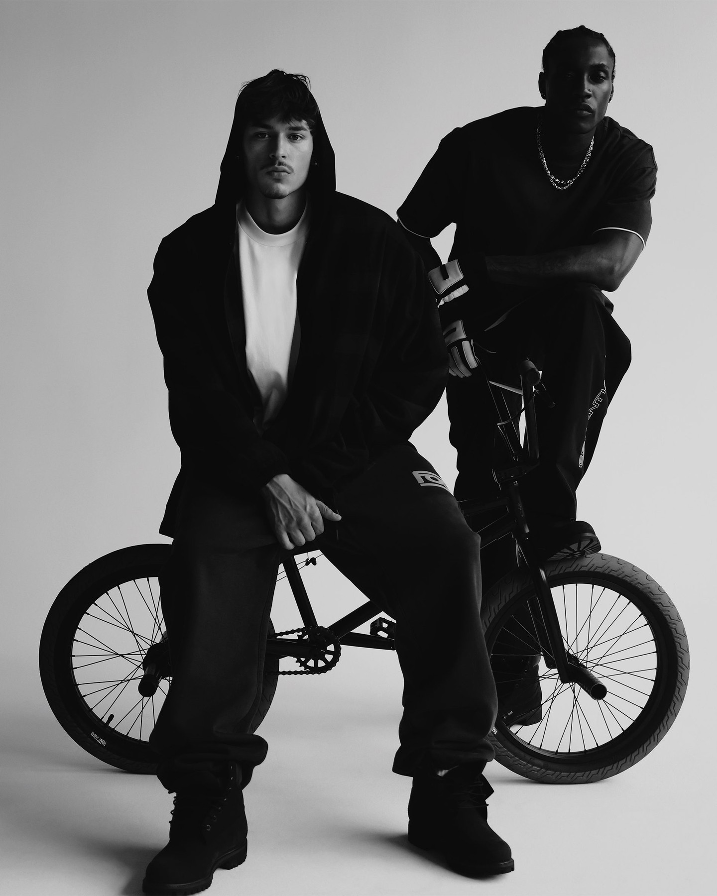 Fear of God Essentials Fall 2026 Turns to Racing Scripts (image 2)