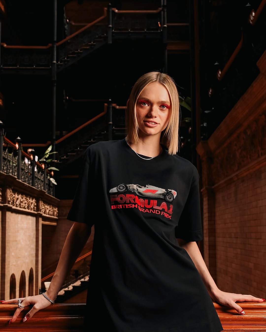 F1 X ETAI PUTS 3D TEXTURE ON RACING APPAREL (image 3)