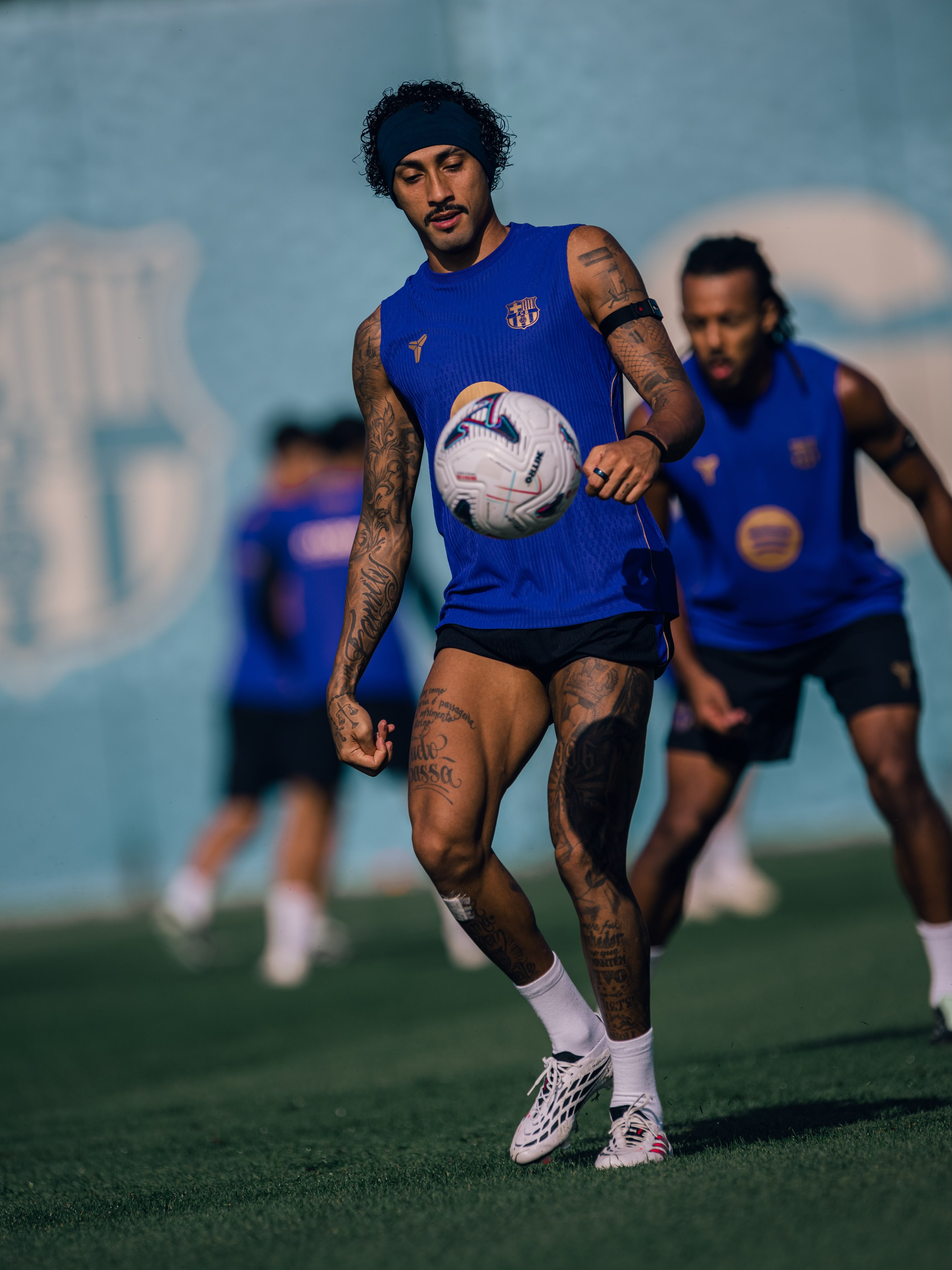 Raphinha Returns to Barcelona Training After Two Games (image 2)