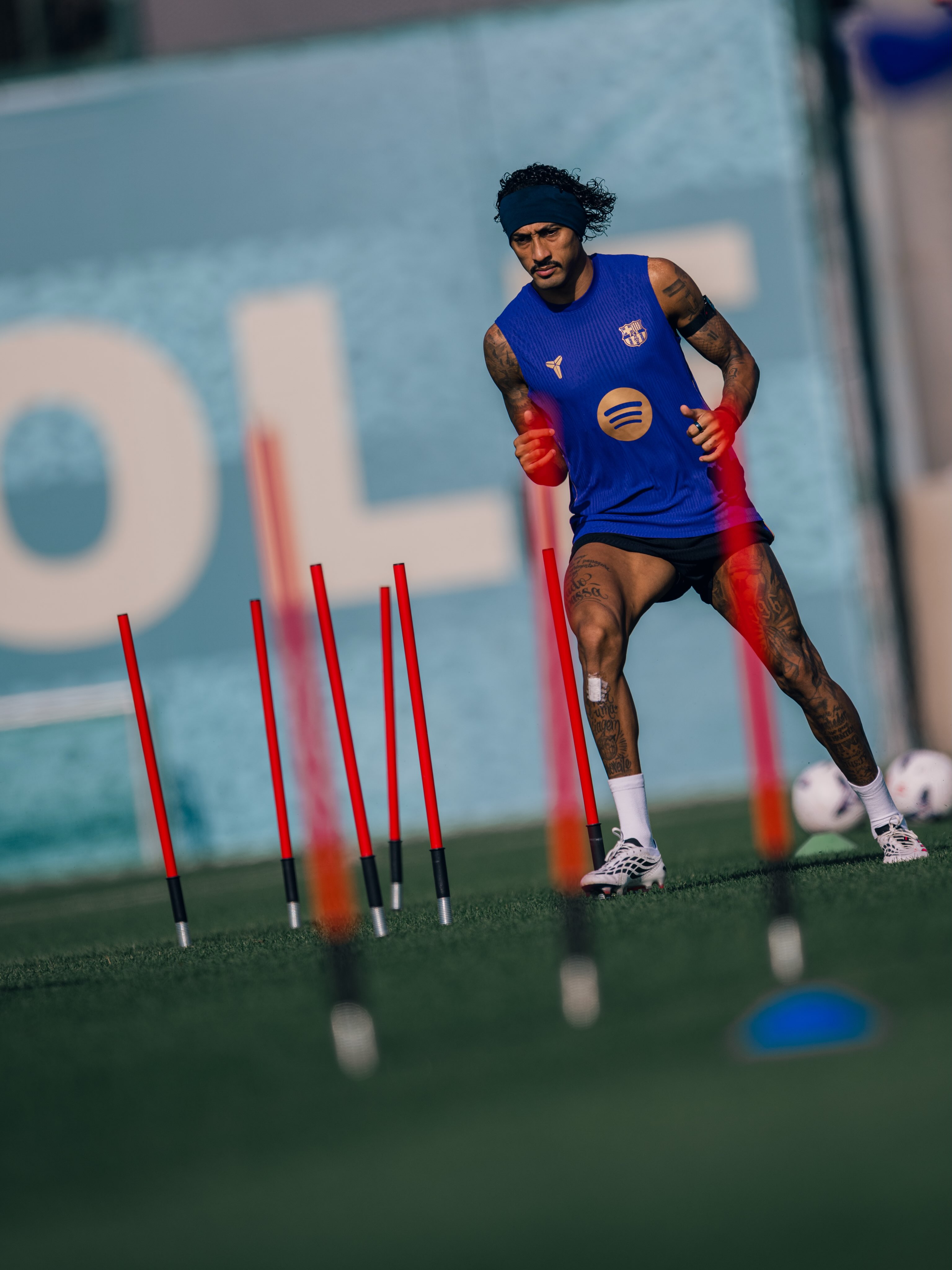 Raphinha Returns to Barcelona Training After Two Games (image 4)