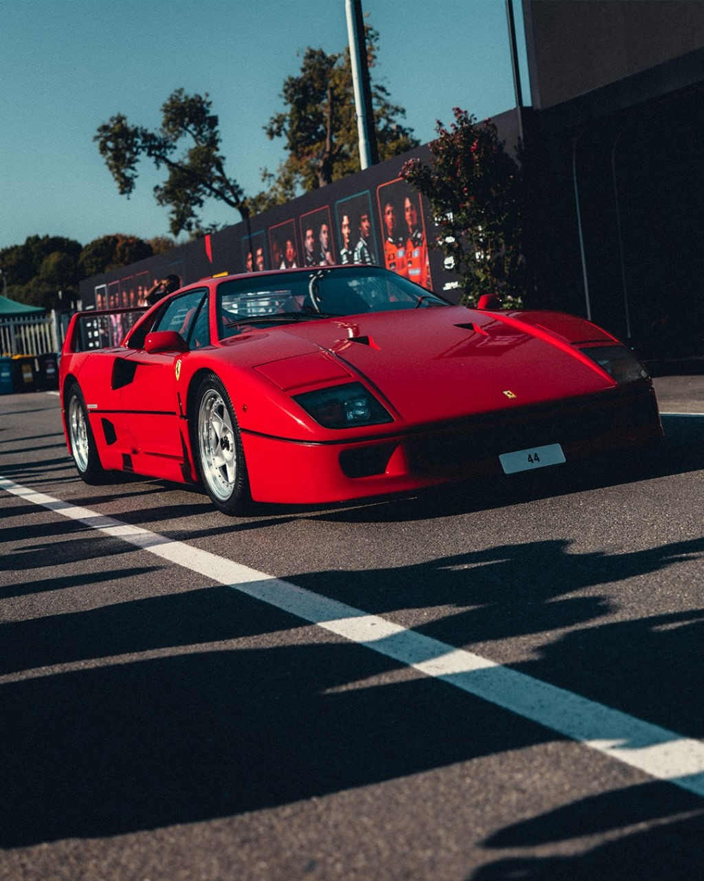 FERRARI'S F40 HAS THREE SEPARATE STAR TURNS IN 2026 (image 5)