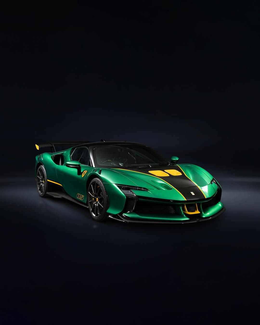 FERRARI SF90 XX TAILOR MADE COSTS $844K BEFORE THE OPTIONS (image 3)
