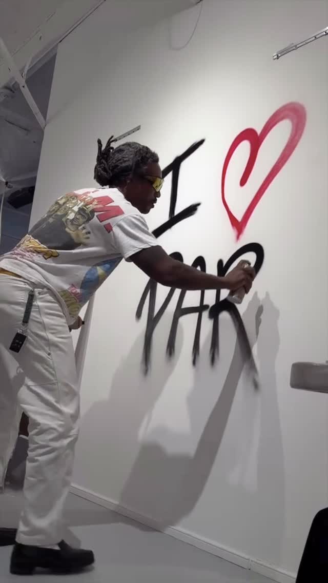GALLERY DEPARTMENT TURNS I LOVE PARIS INTO PSG (image 4)