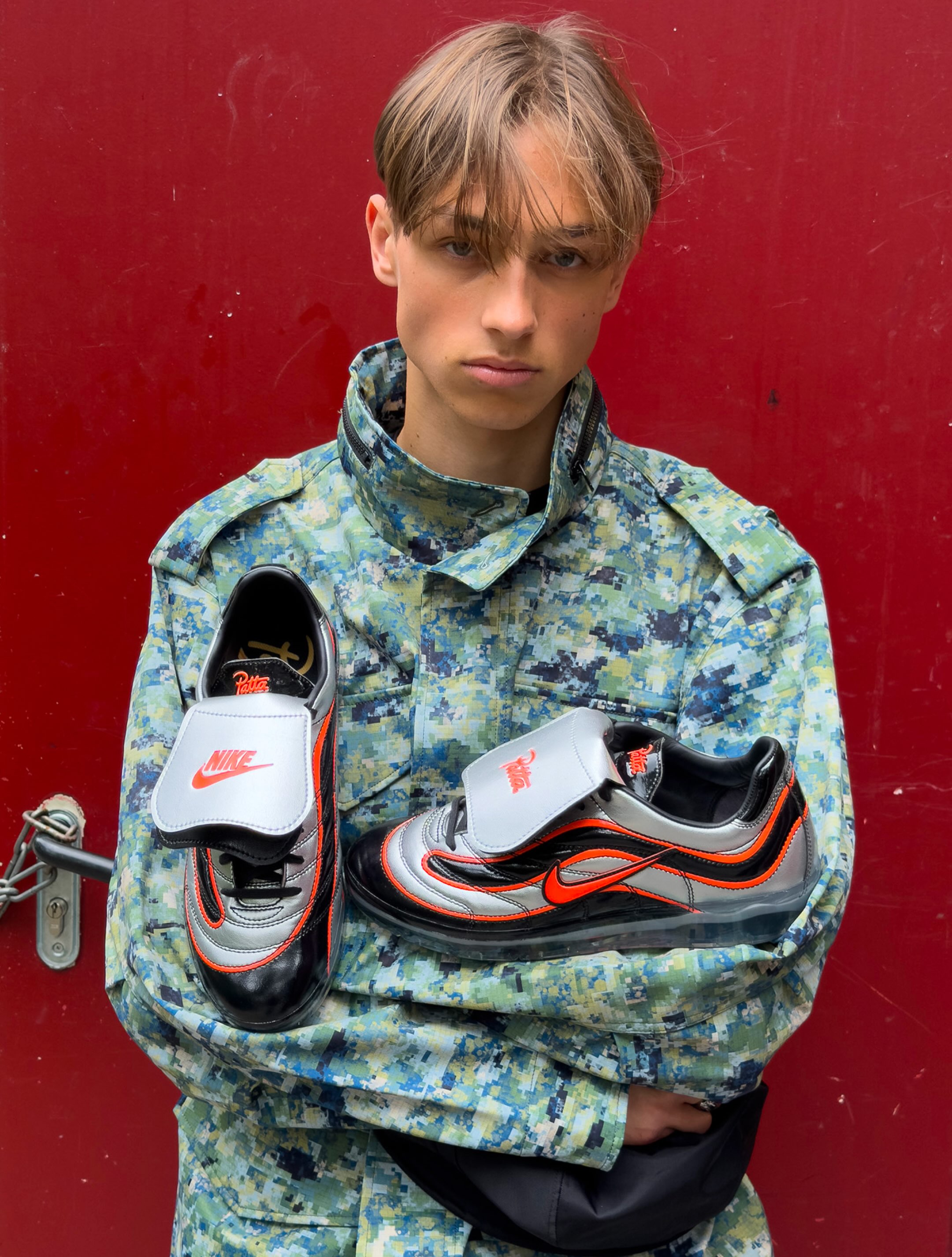 A model from GOAT's Kottbusser Tor editorial, styled by timheyduck and photographed by studioroche in Berlin's Kreuzberg district.