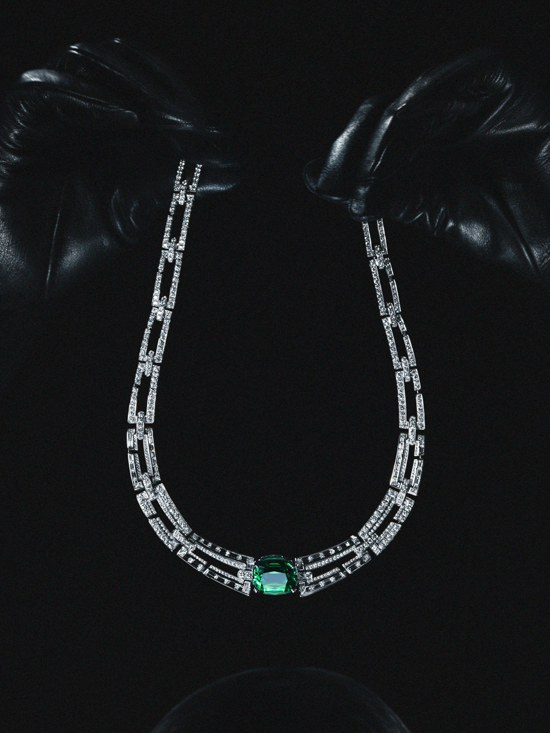 GUCCI PUTS RUBIES ON TITANIUM POPPIES FOR HIGH JEWELRY (image 2)