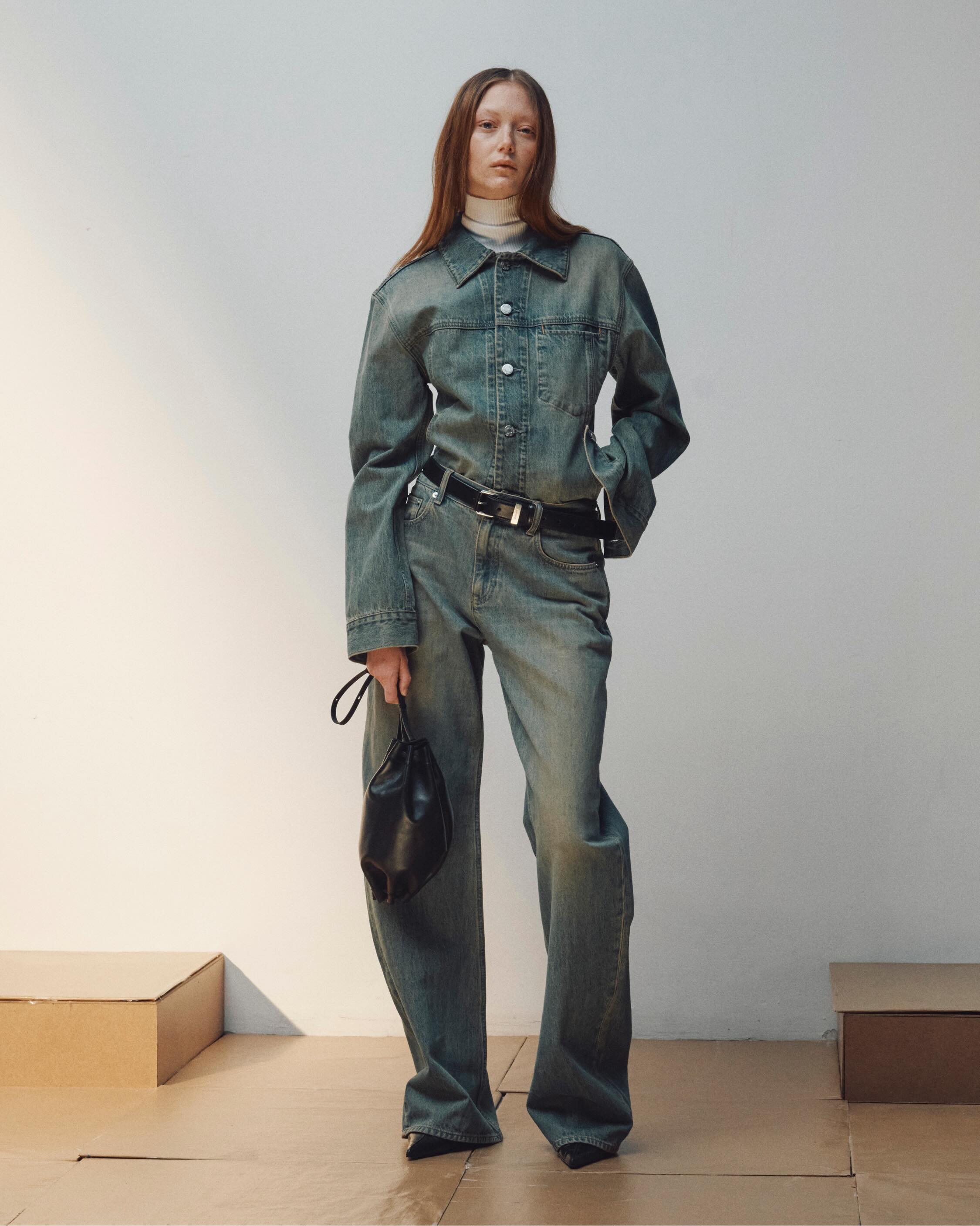 HELMUT LANG CASTS SARA GRACE WALLERSTEDT FOR FALL 2026 (image 2)