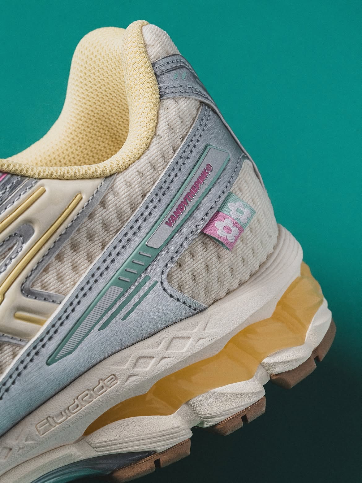 VANDYTHEPINK'S CHOCOLATE GEL KAYANO 12.1 LANDS AUGUST 8 (image 3)