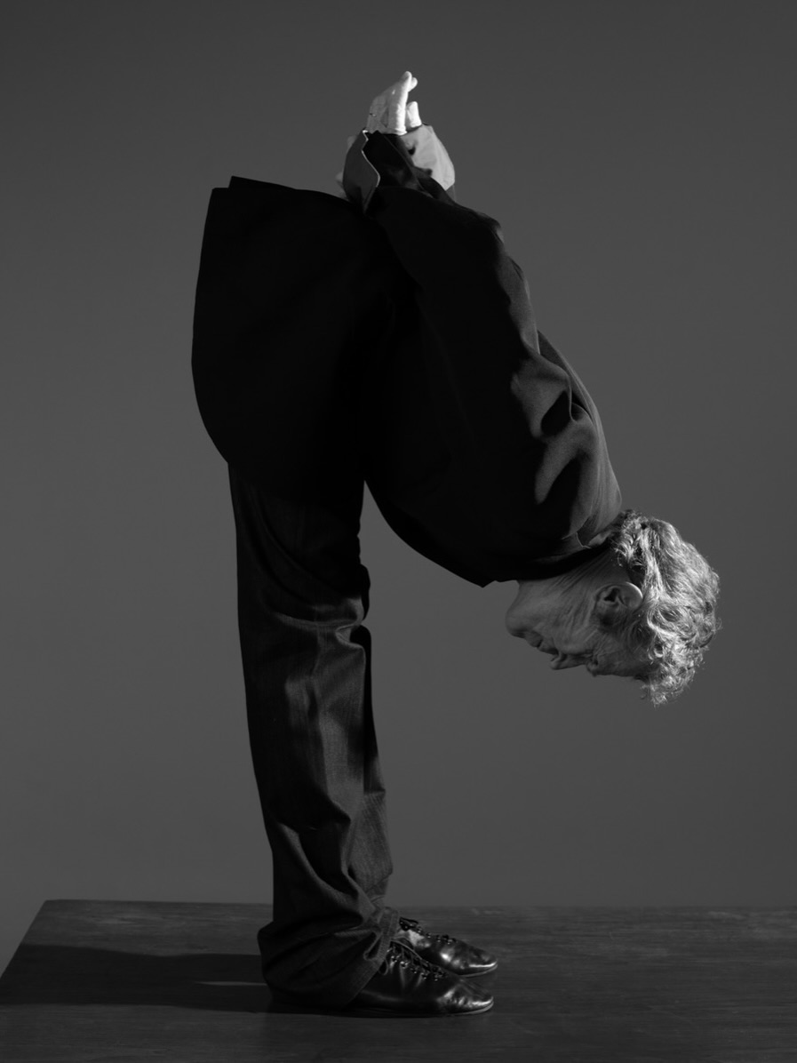 WILLEM DAFOE WEARS JACQUEMUS FOR A RABBIT'S FOOT COVER (image 3)