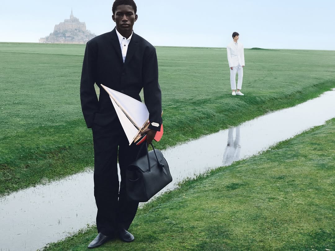 JACQUEMUS LE PAYSAN SHOWED AT VERSAILLES WITH LEATHER LEEKS (image 9)
